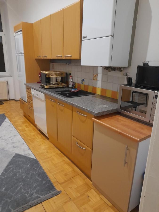 Ferienwohnung Schloessel 26/18 Wien Eksteriør bilde